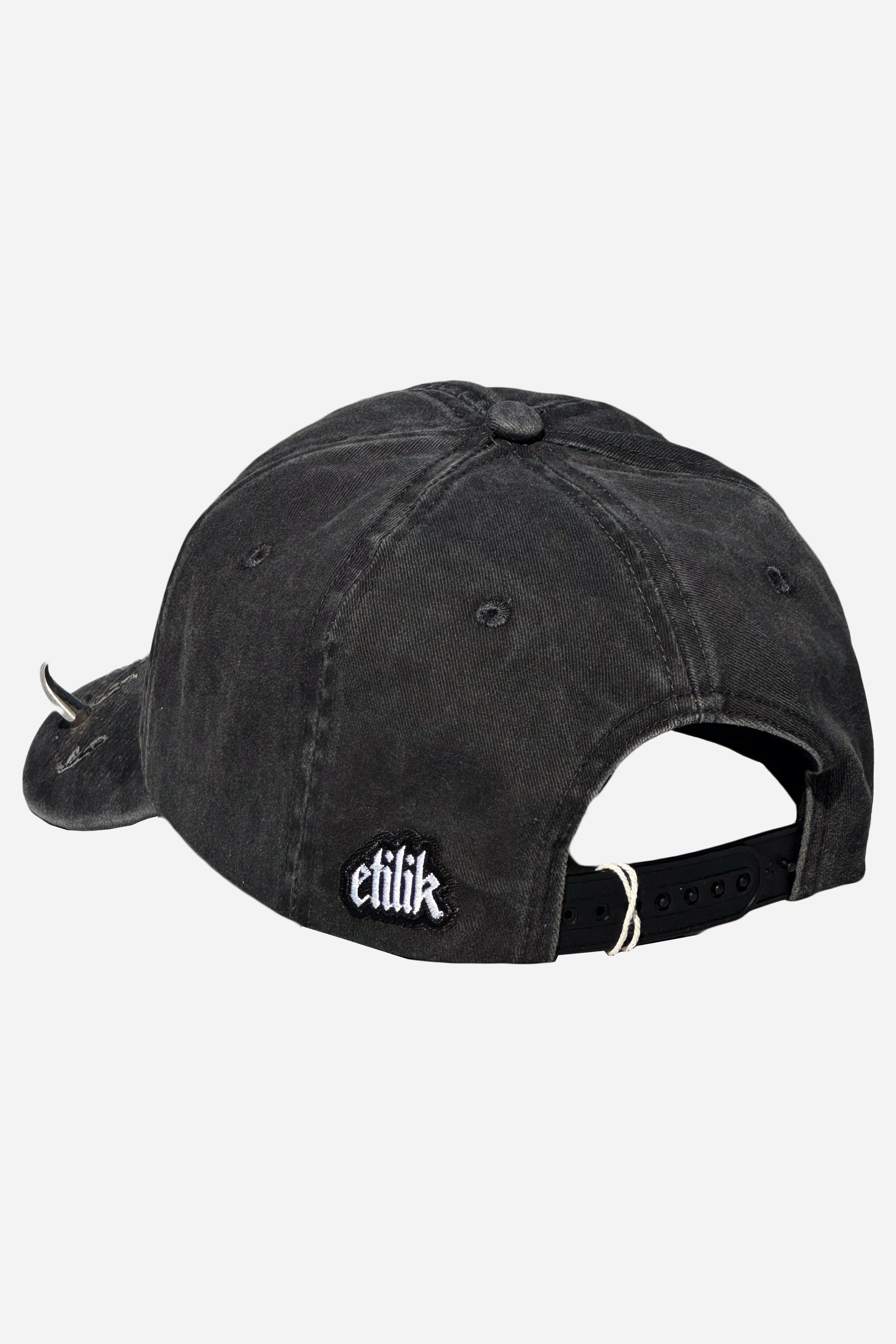 Spike - 6 Panels Washed Black