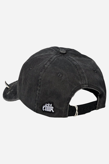 Spike - 6 Panels Washed Black
