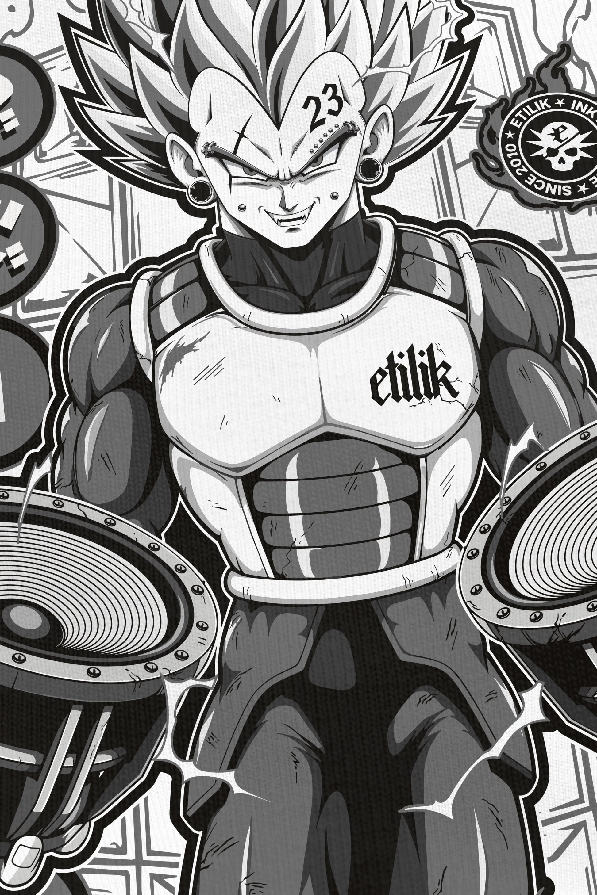 Vegebass blanc coloris grey, zoom sur l'impression du visuel, bootleg Vegeta Dragon Ball Z, Etilik Wear