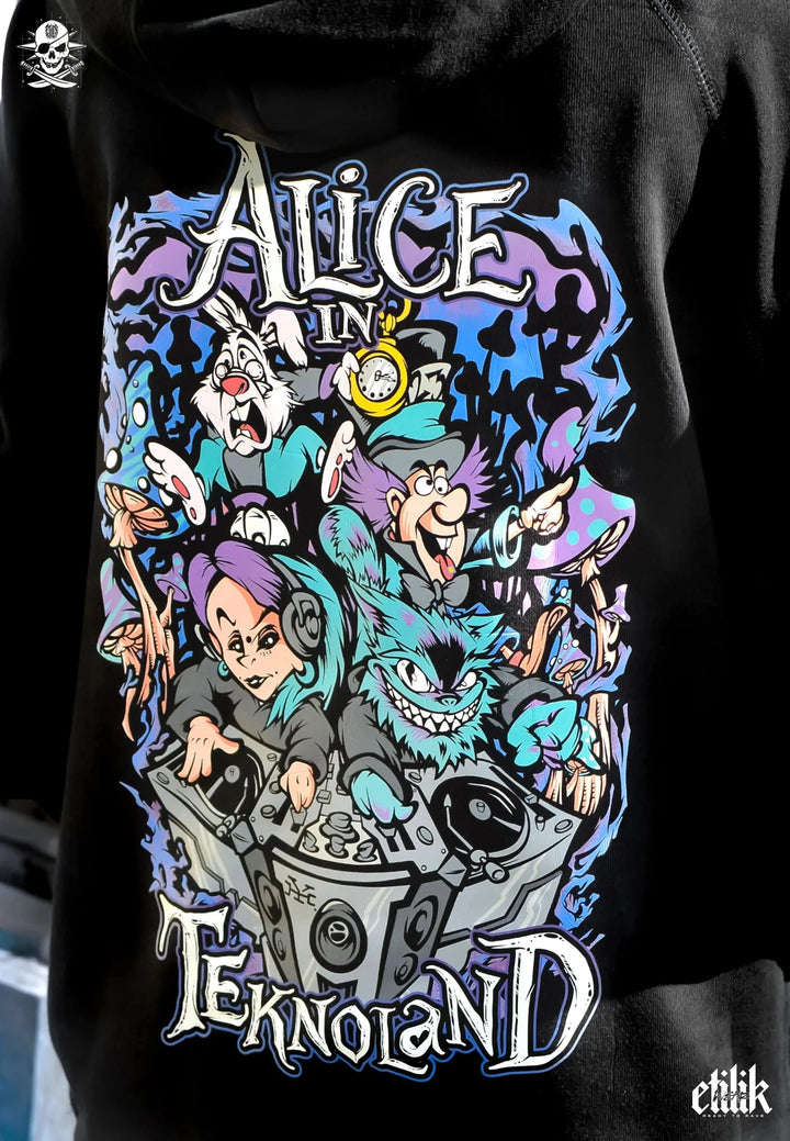 Alicia en Teknoland SW